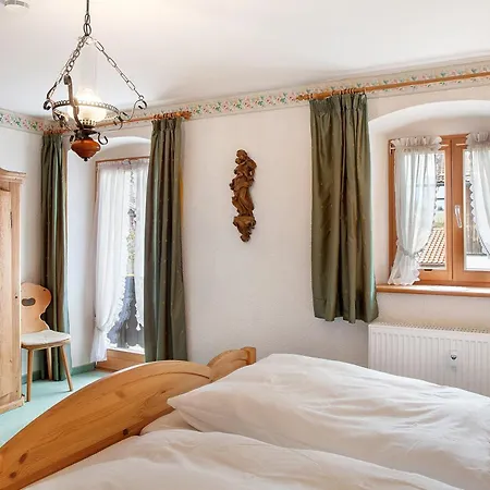 Gaestehaus Marianne - Farchant
