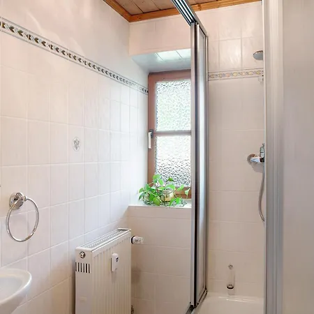 Gaestehaus Marianne - *