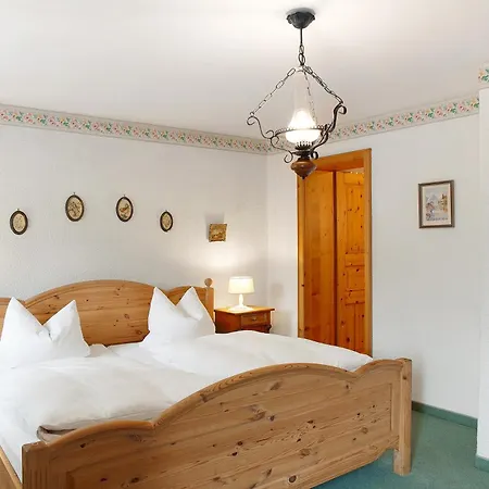 Gaestehaus Marianne - *